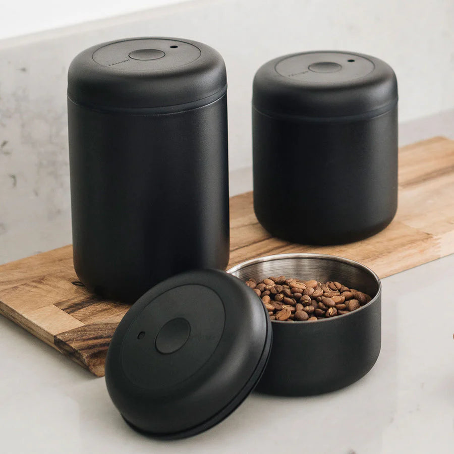 Atmos Vacuum Canister 1.2L – Black – Fellow
