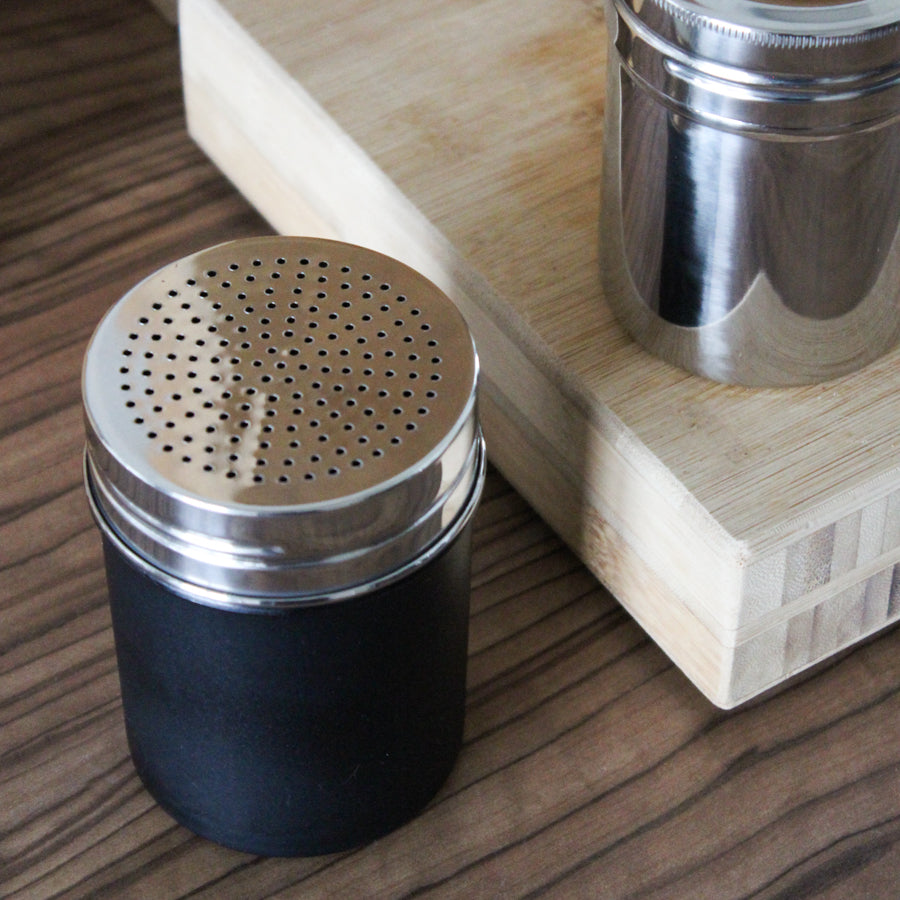 Rhino Cocoa Shaker - Coarse - Black