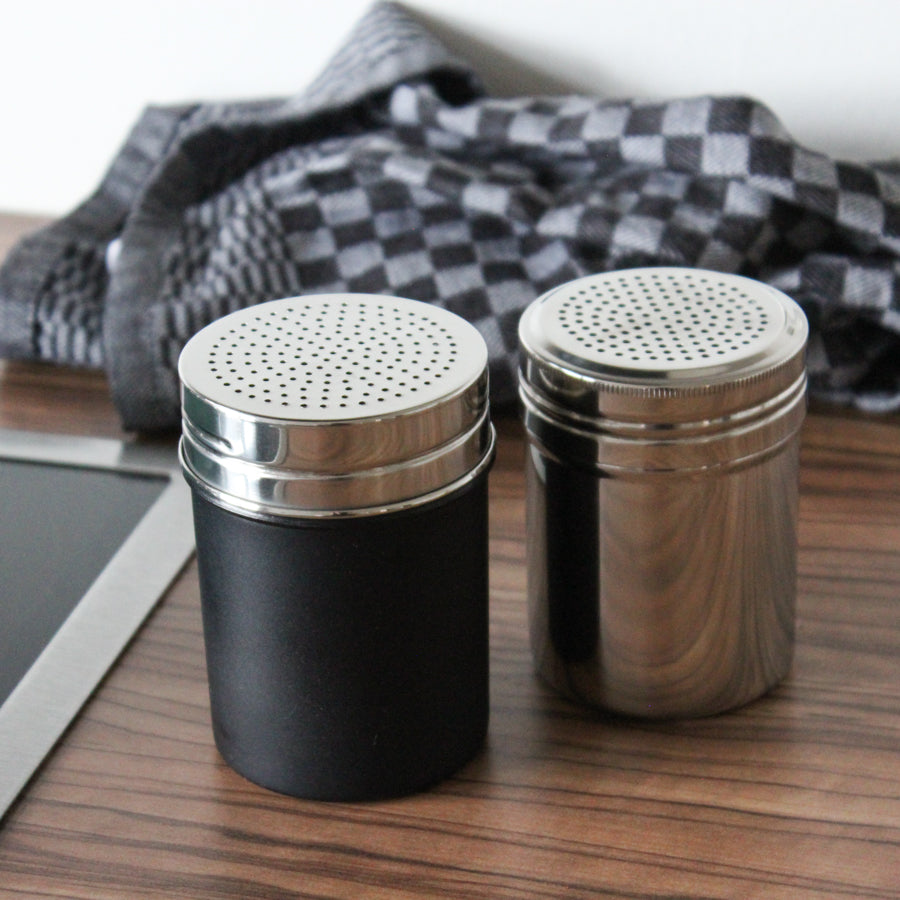 Rhino Cocoa Shaker - Coarse - Black